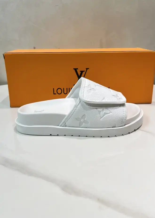 hype LV Slippers