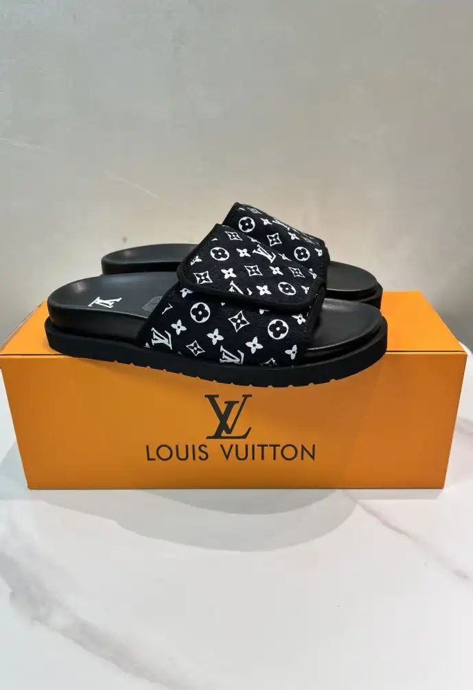 hype LV Slippers