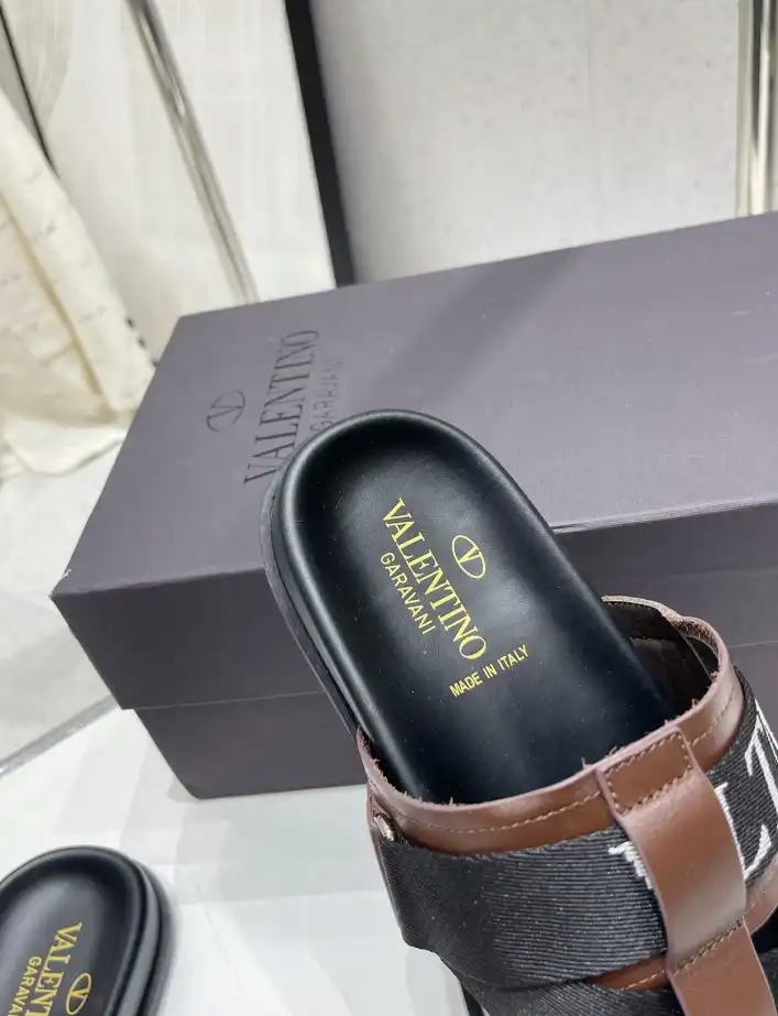 hype Valentino Slippers