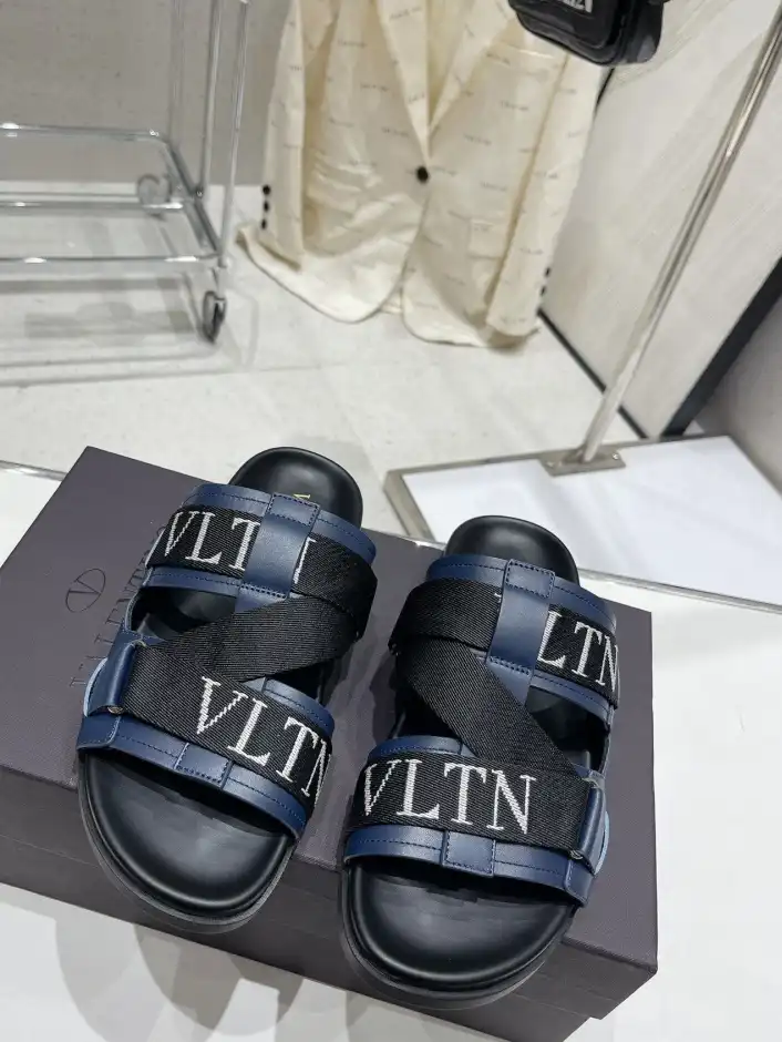 hype Valentino Slippers