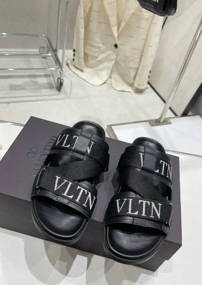 hype Valentino Slippers