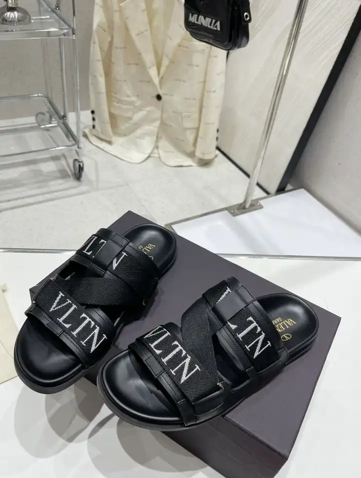 hype Valentino Slippers