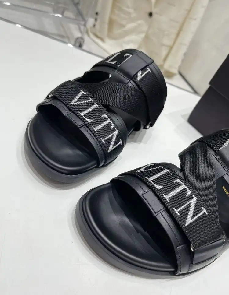 hype Valentino Slippers