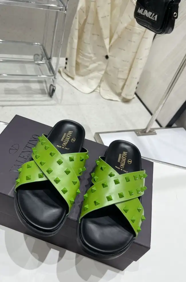 hype Valentino Slippers