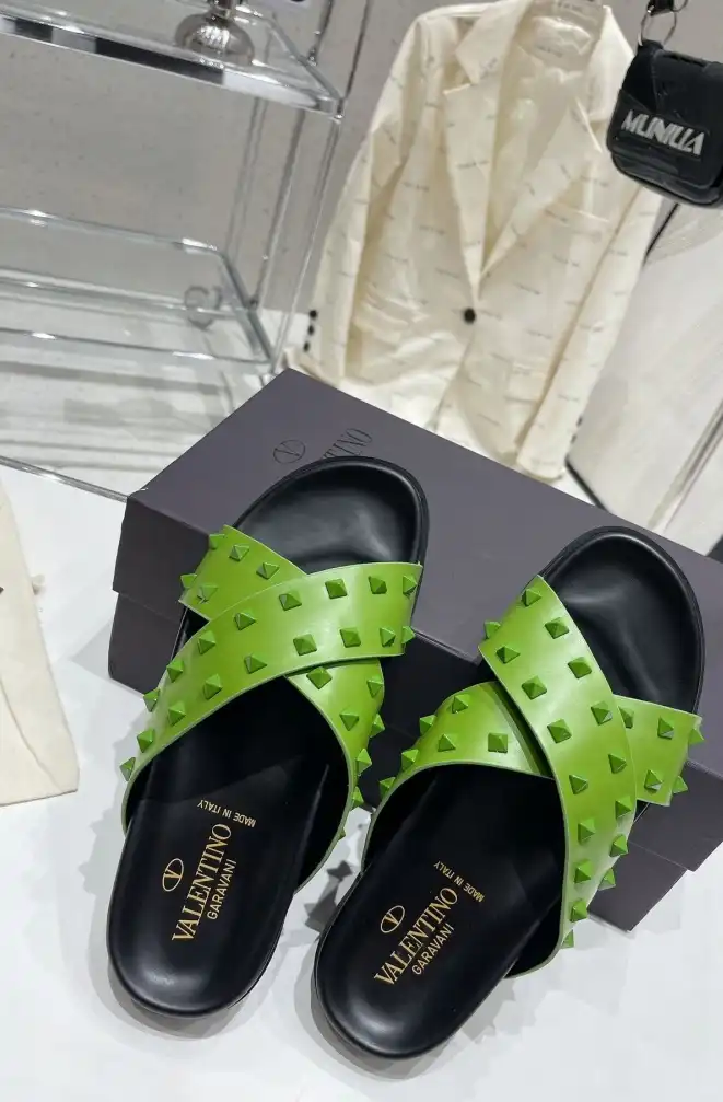 hype Valentino Slippers