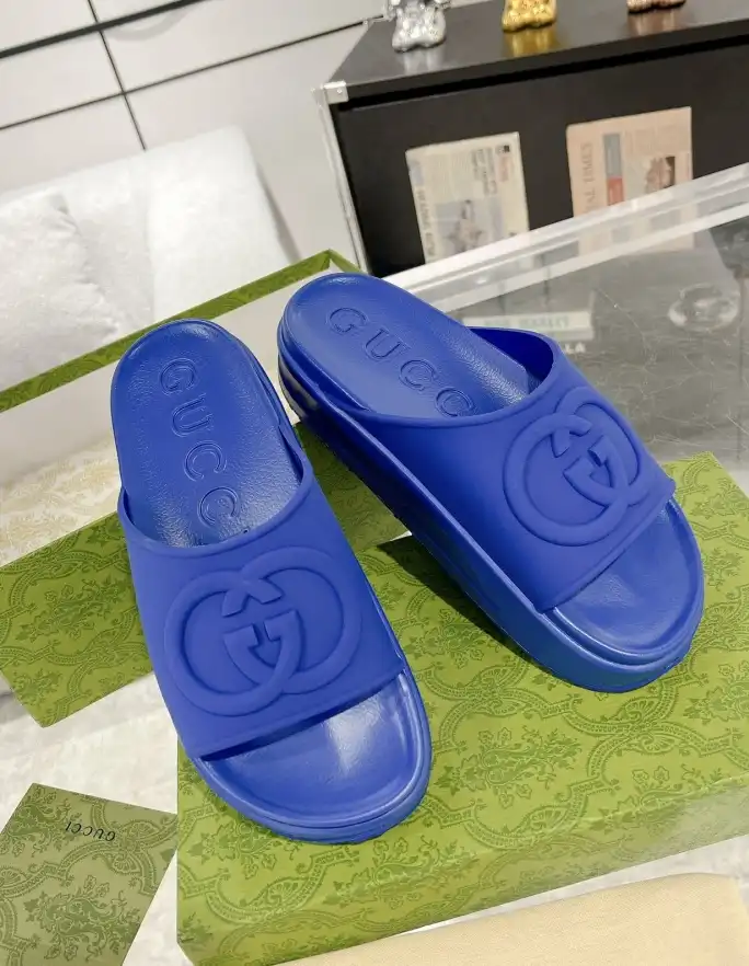 hype Gucci Slippers