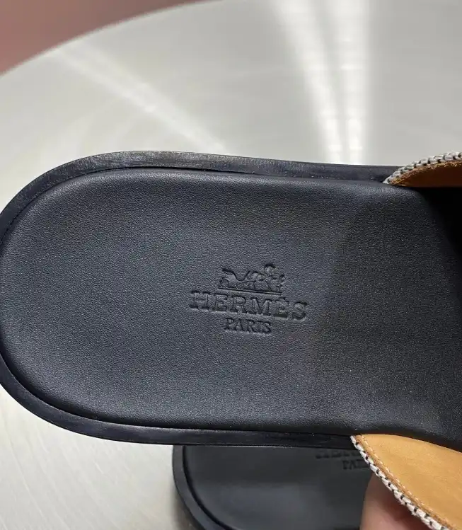 hype Hermes Slippers