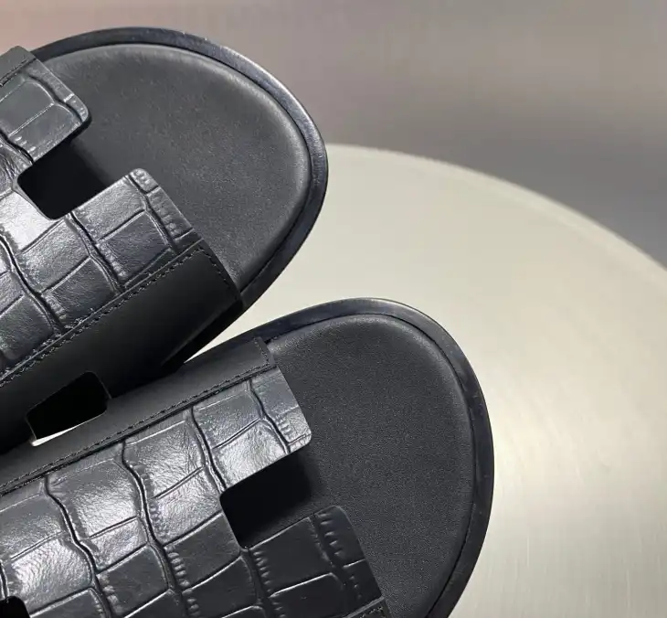 hype Hermes Slippers