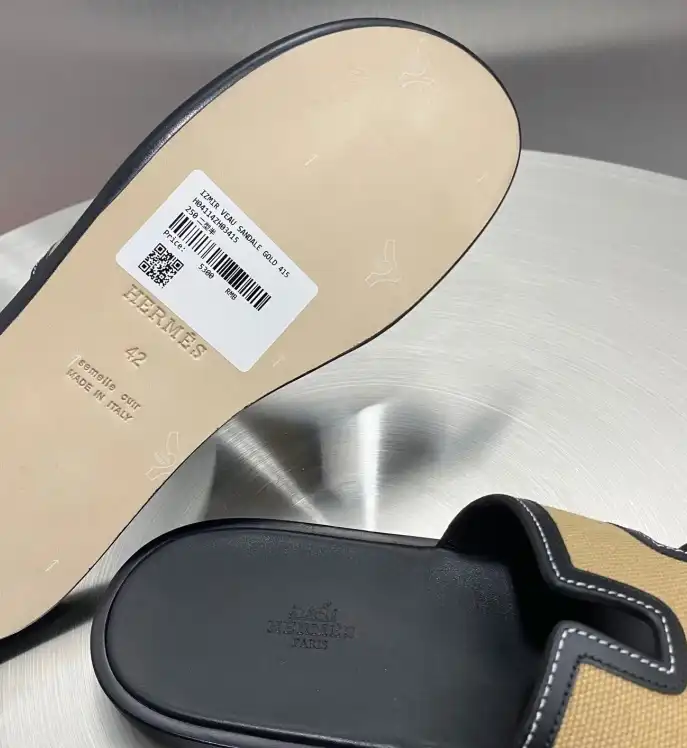 hype Hermes Slippers