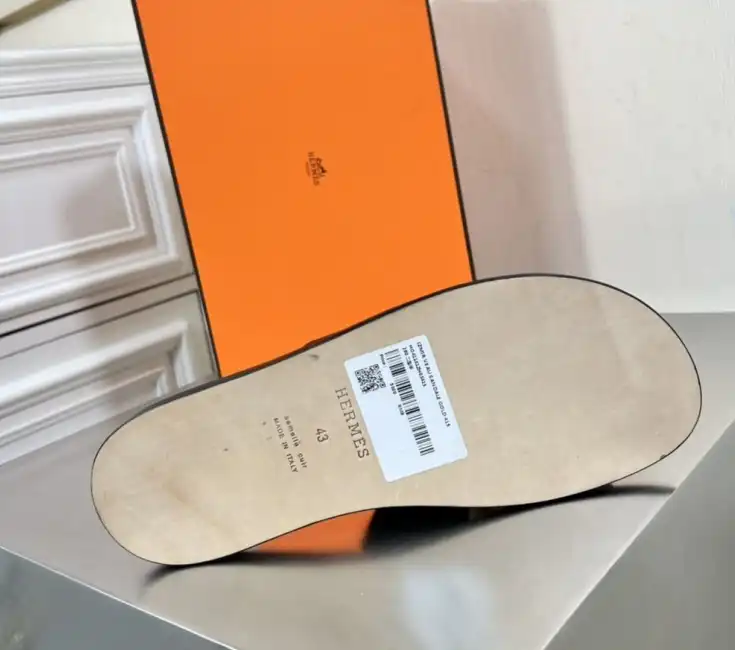 hype Hermes Slippers