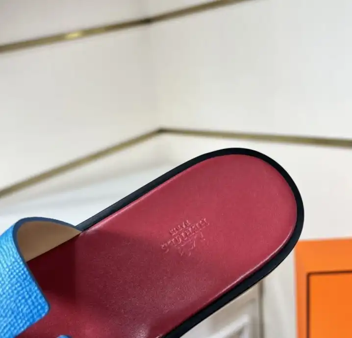 hype Hermes Slippers