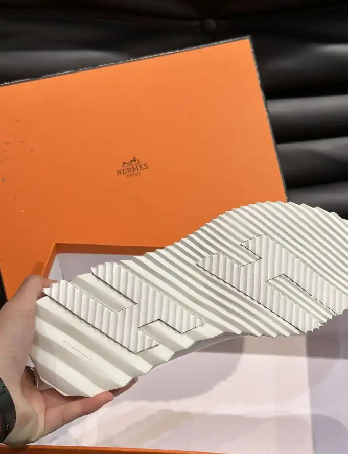 hype Hermes Sneakers