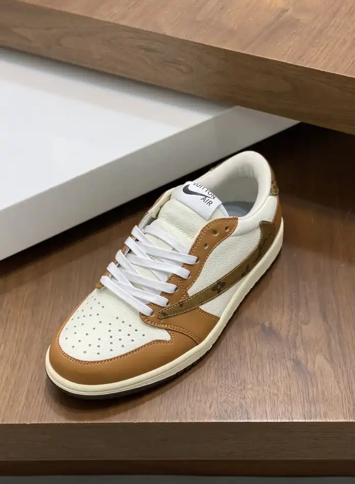 hype Louis Vuitton Sneakers