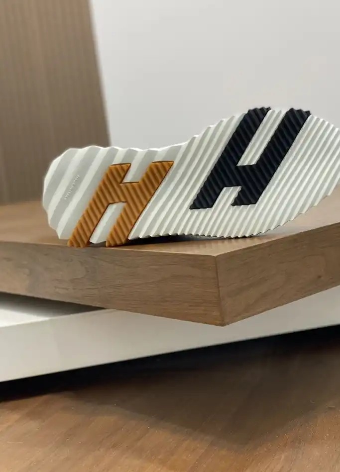 hype Hermes Sneakers