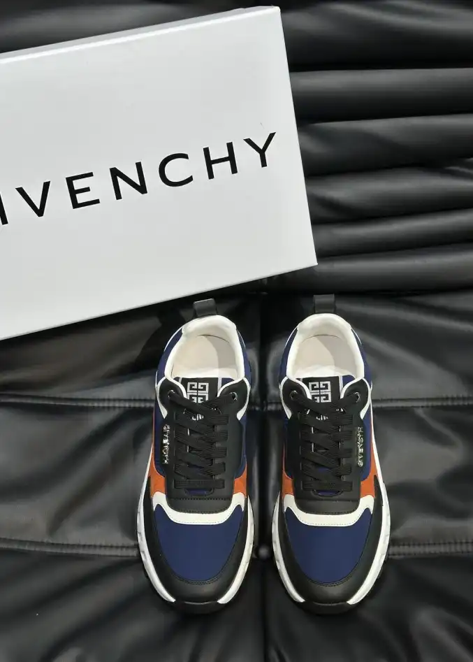 hype Givenchy Sneakers