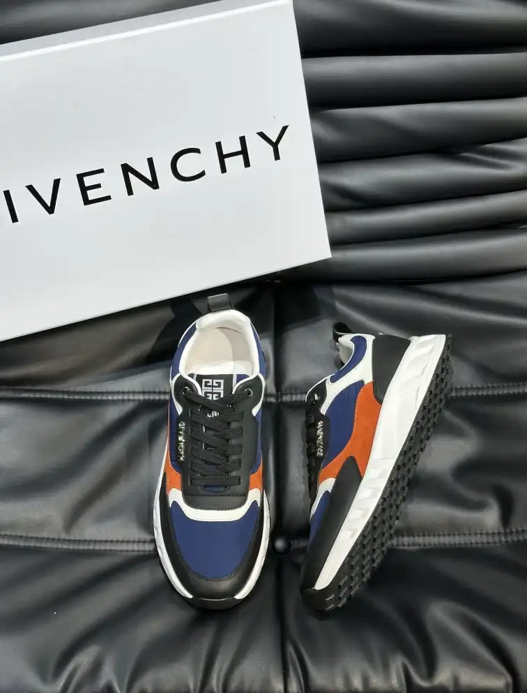 hype Givenchy Sneakers