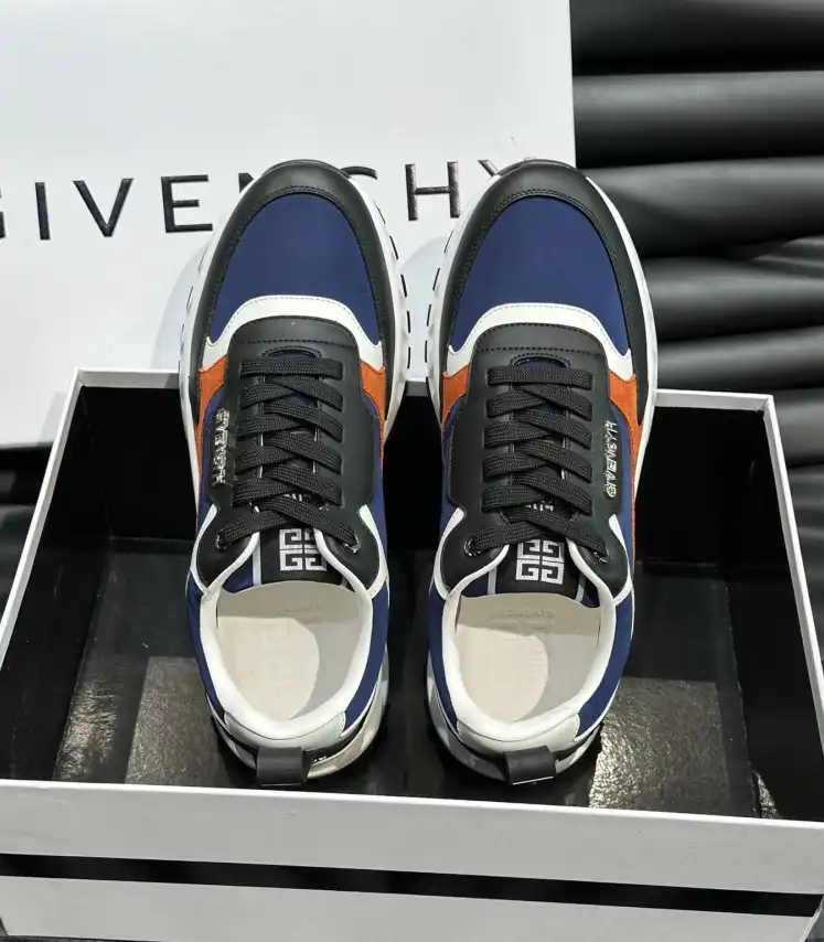 hype Givenchy Sneakers