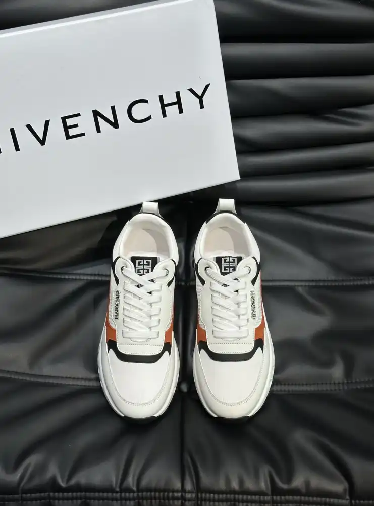 hype Givenchy Sneakers