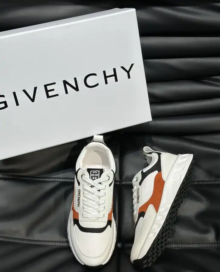 hype Givenchy Sneakers