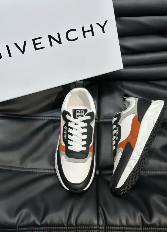 hype Givenchy Sneakers