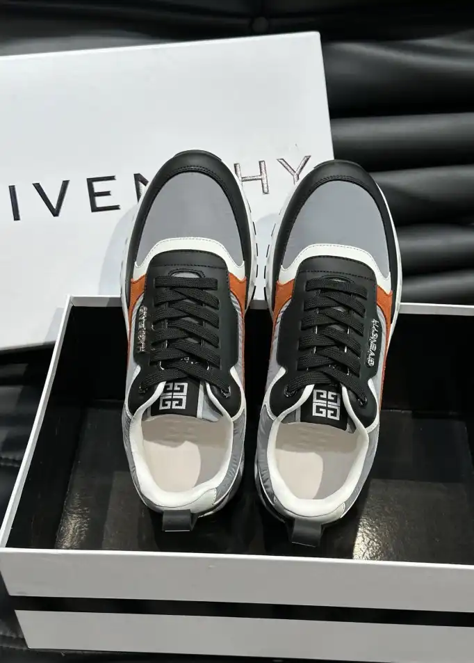 hype Givenchy Sneakers