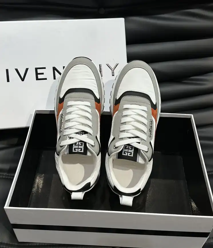 hype Givenchy Sneakers