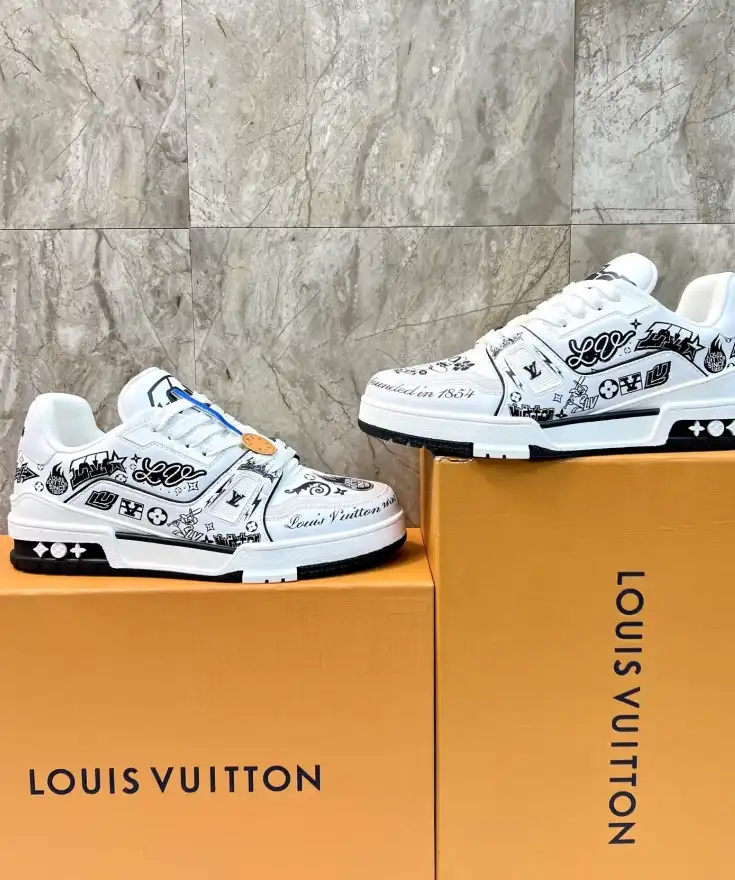 hype Louis Vuitton Sneakers