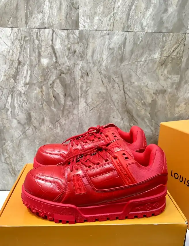 hype Louis Vuitton Sneakers