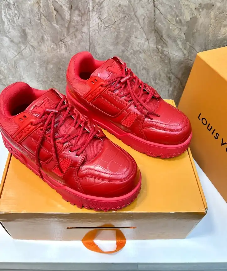 hype Louis Vuitton Sneakers