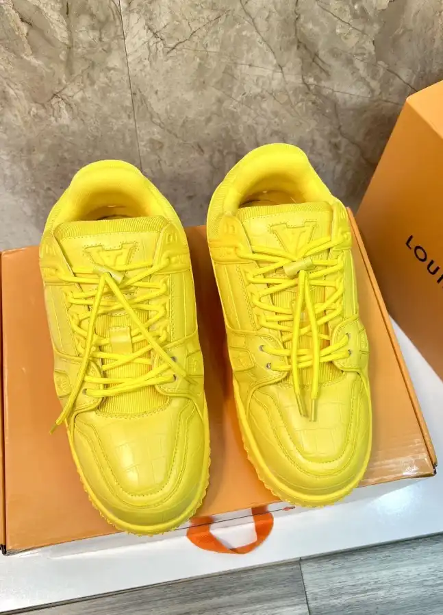 hype Louis Vuitton Sneakers