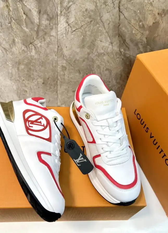 hype Louis Vuitton Sneakers