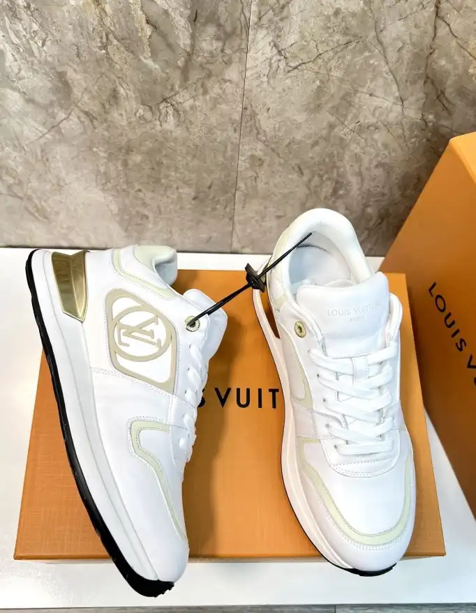 hype Louis Vuitton Sneakers