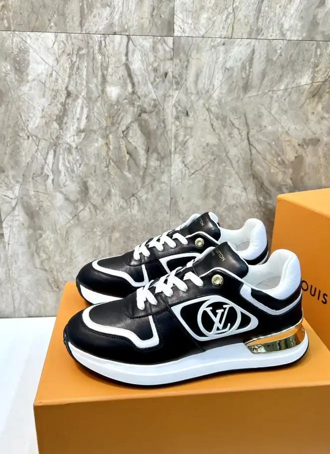 hype Louis Vuitton Sneakers