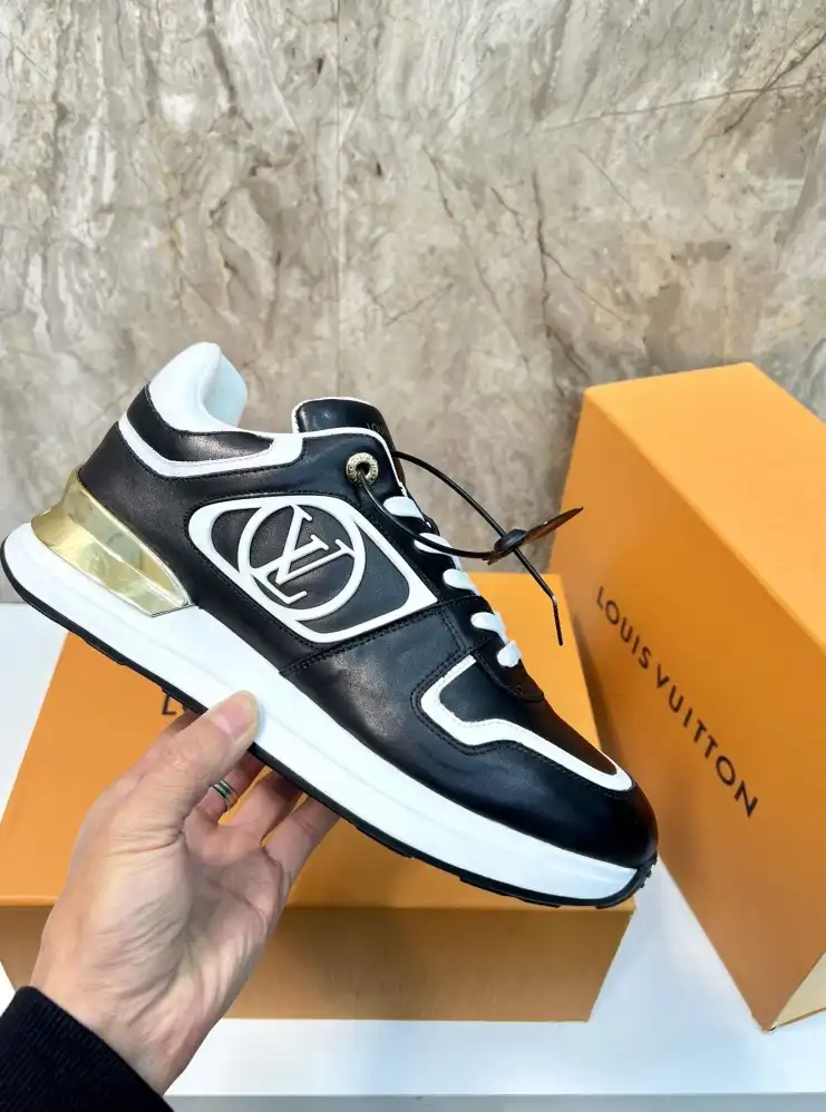 hype Louis Vuitton Sneakers