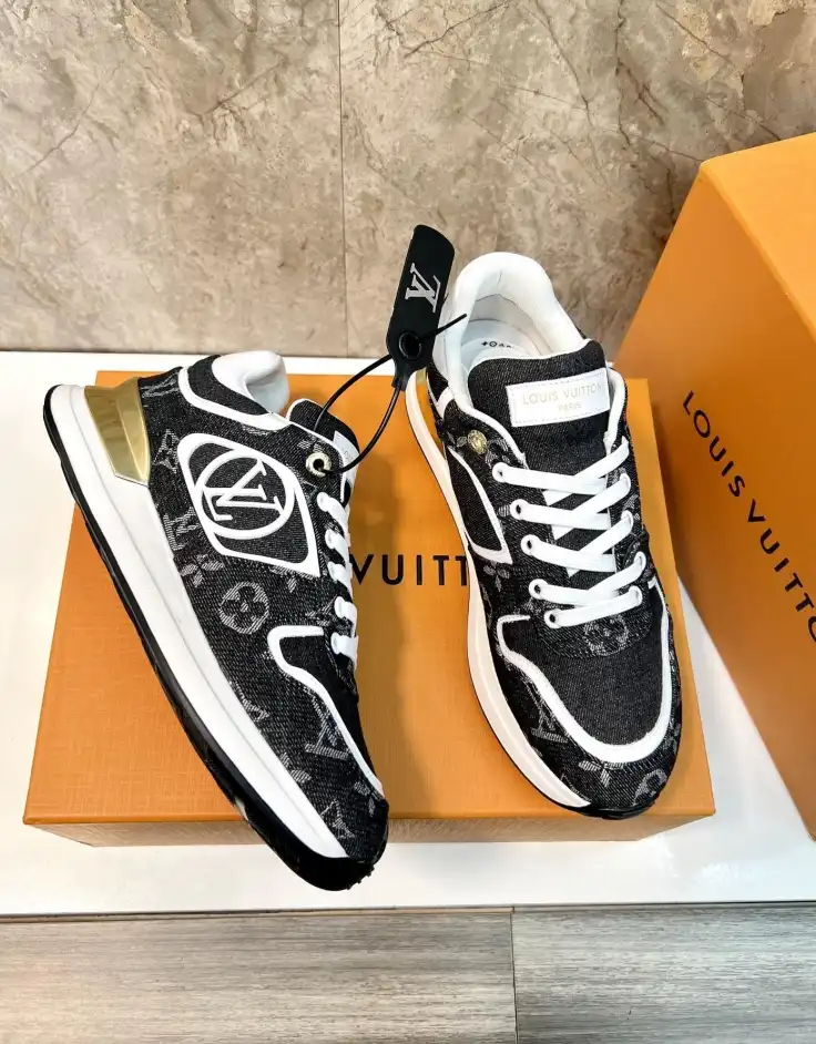 hype Louis Vuitton Sneakers