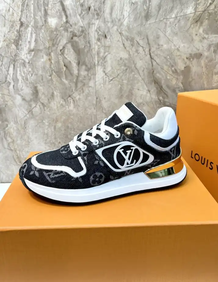 hype Louis Vuitton Sneakers