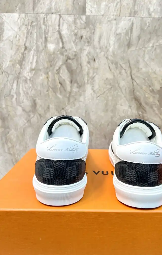 hype Louis Vuitton Sneakers