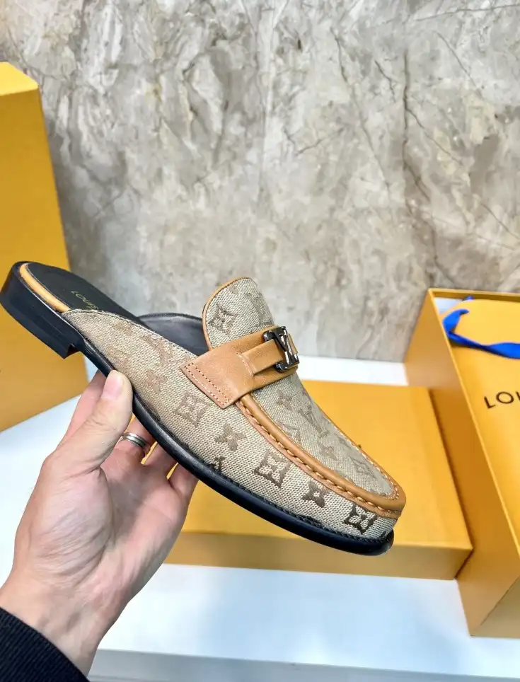 hype LV Slippers