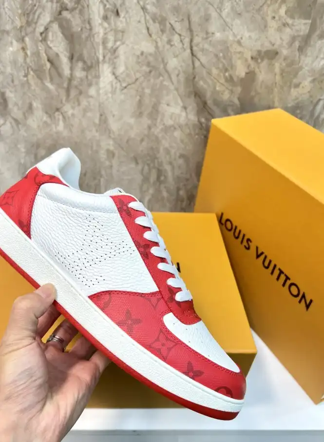 hype Louis Vuitton Sneakers