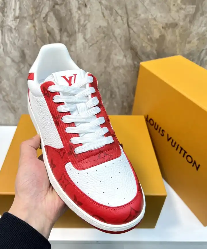 hype Louis Vuitton Sneakers