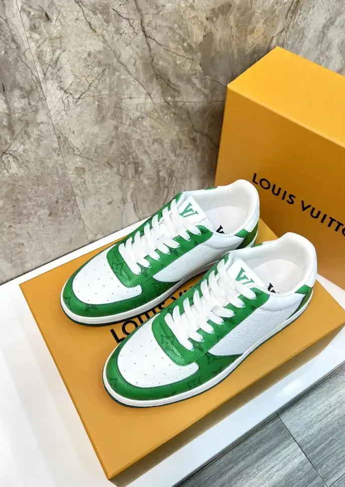 hype Louis Vuitton Sneakers