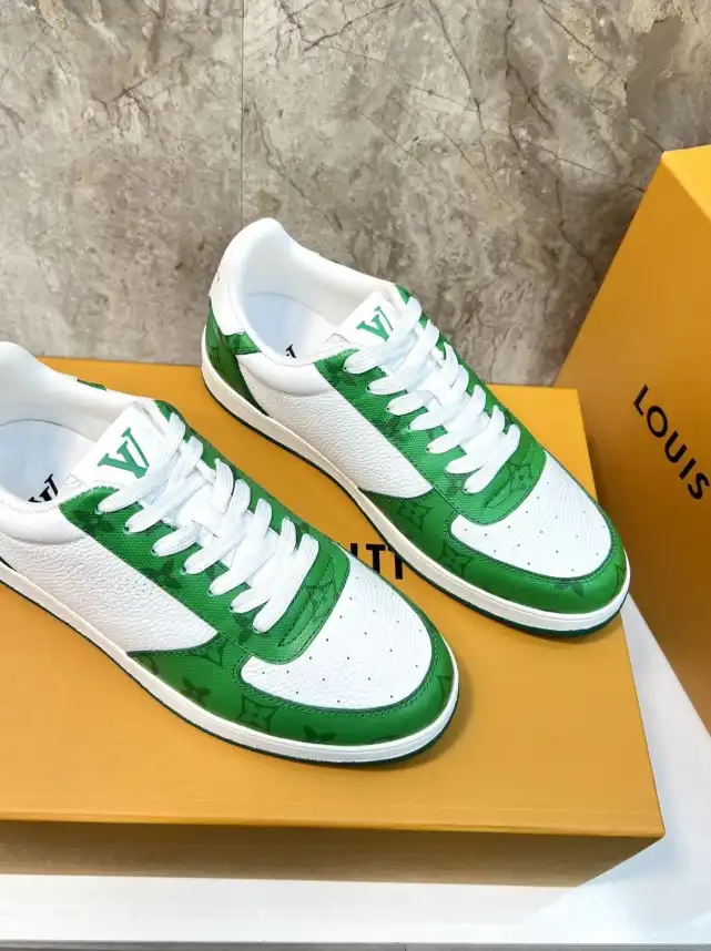 hype Louis Vuitton Sneakers