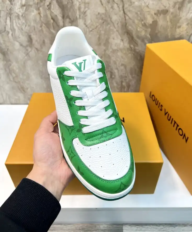 hype Louis Vuitton Sneakers