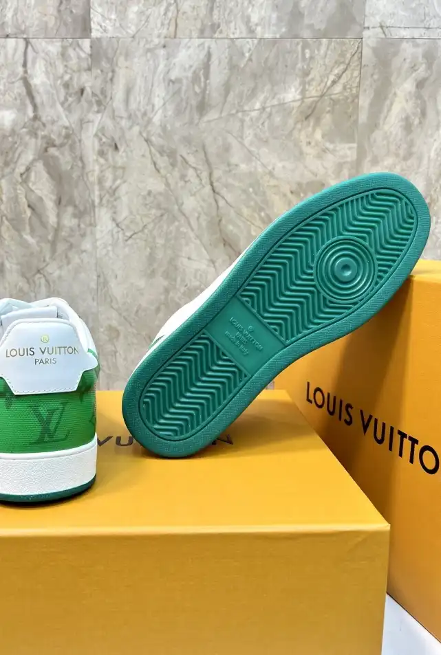 hype Louis Vuitton Sneakers