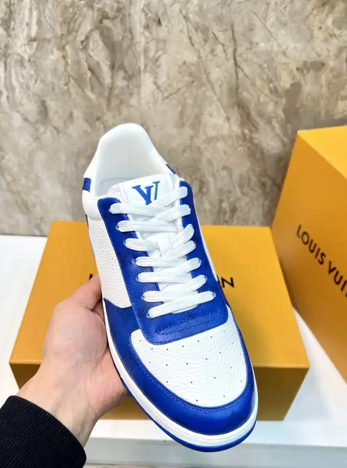 hype Louis Vuitton Sneakers