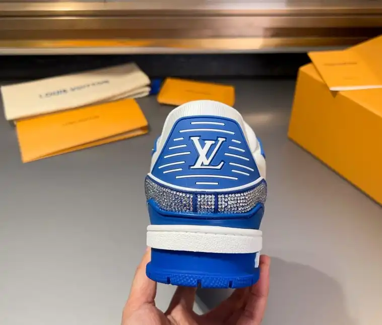 hype Louis Vuitton Sneakers