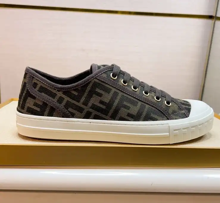 hype Fendi Sneakers