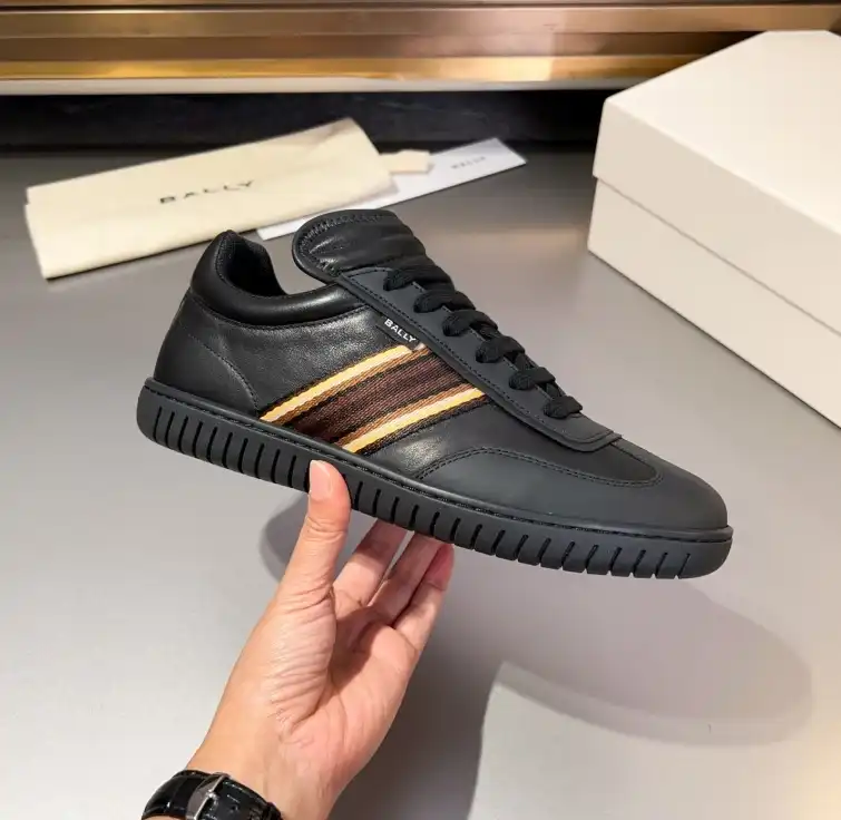 hype Burberry Sneakers