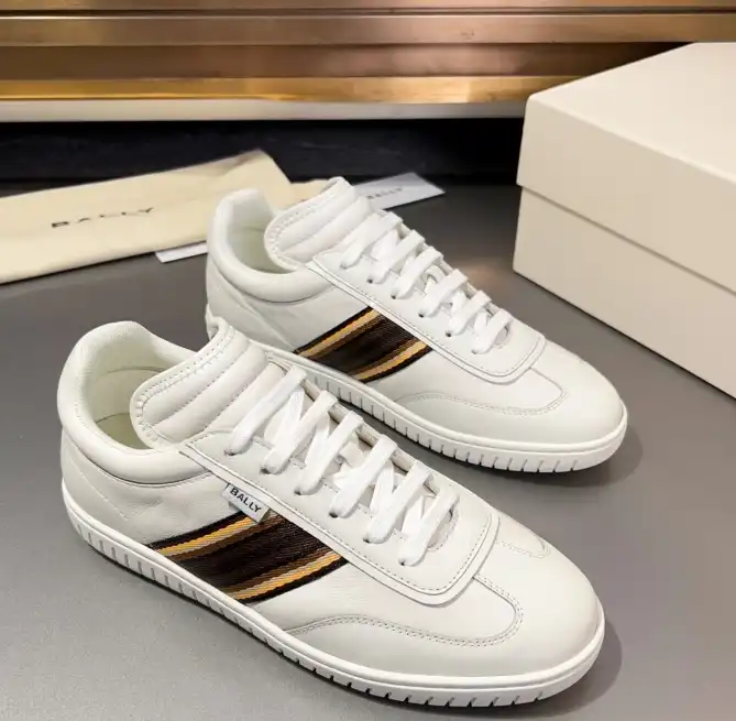 hype Burberry Sneakers