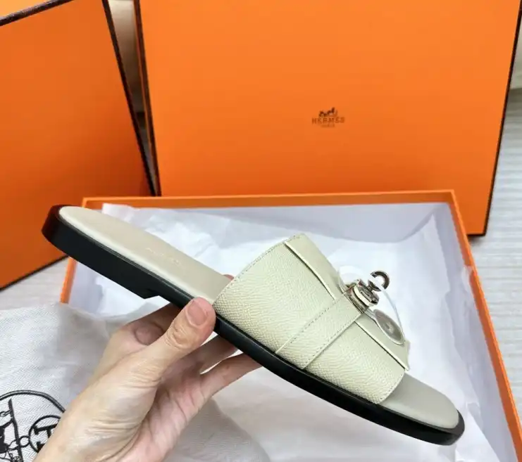 hype Hermes Slippers